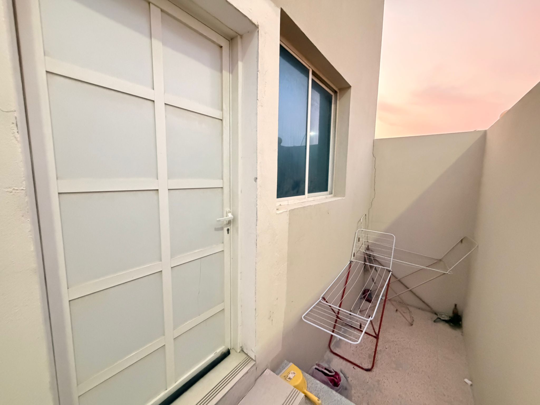 STUDIO unit 101 - interior view 3