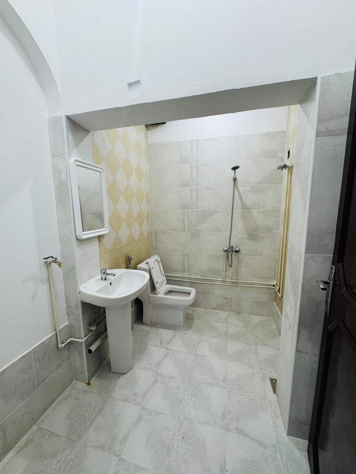 STUDIO unit 102 - interior view 3