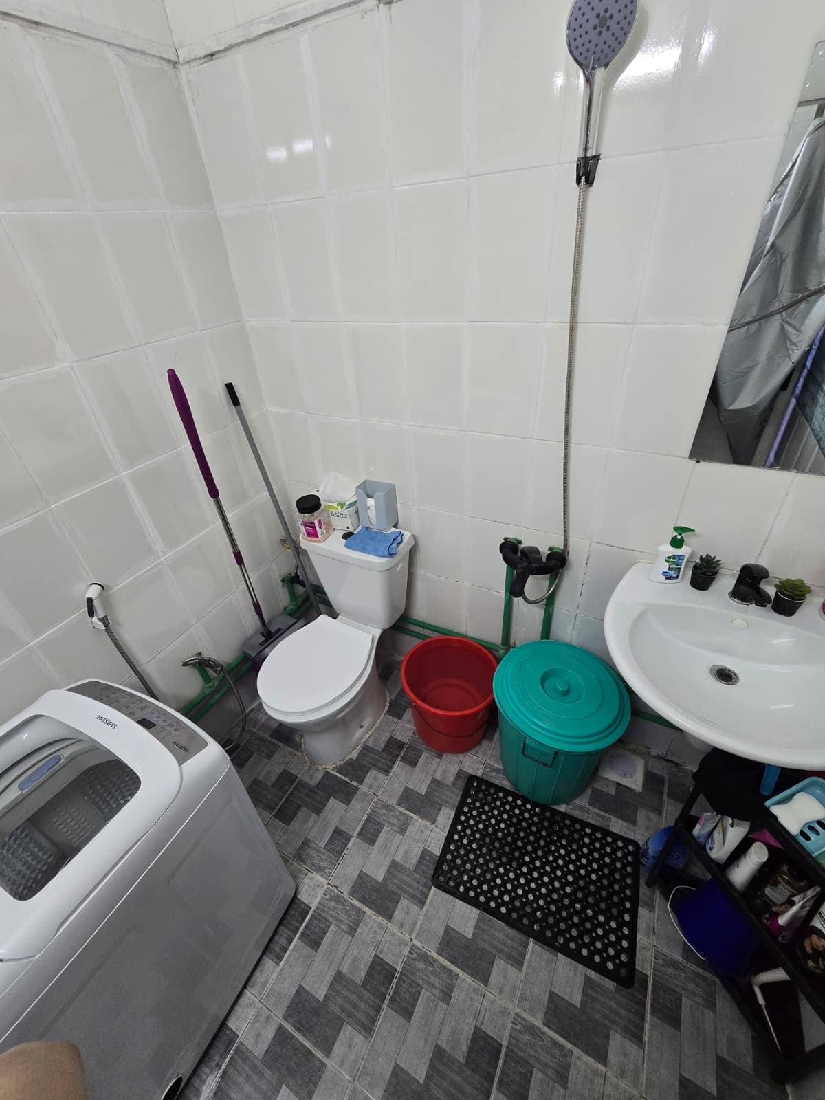 STUDIO unit 101 - interior view 1