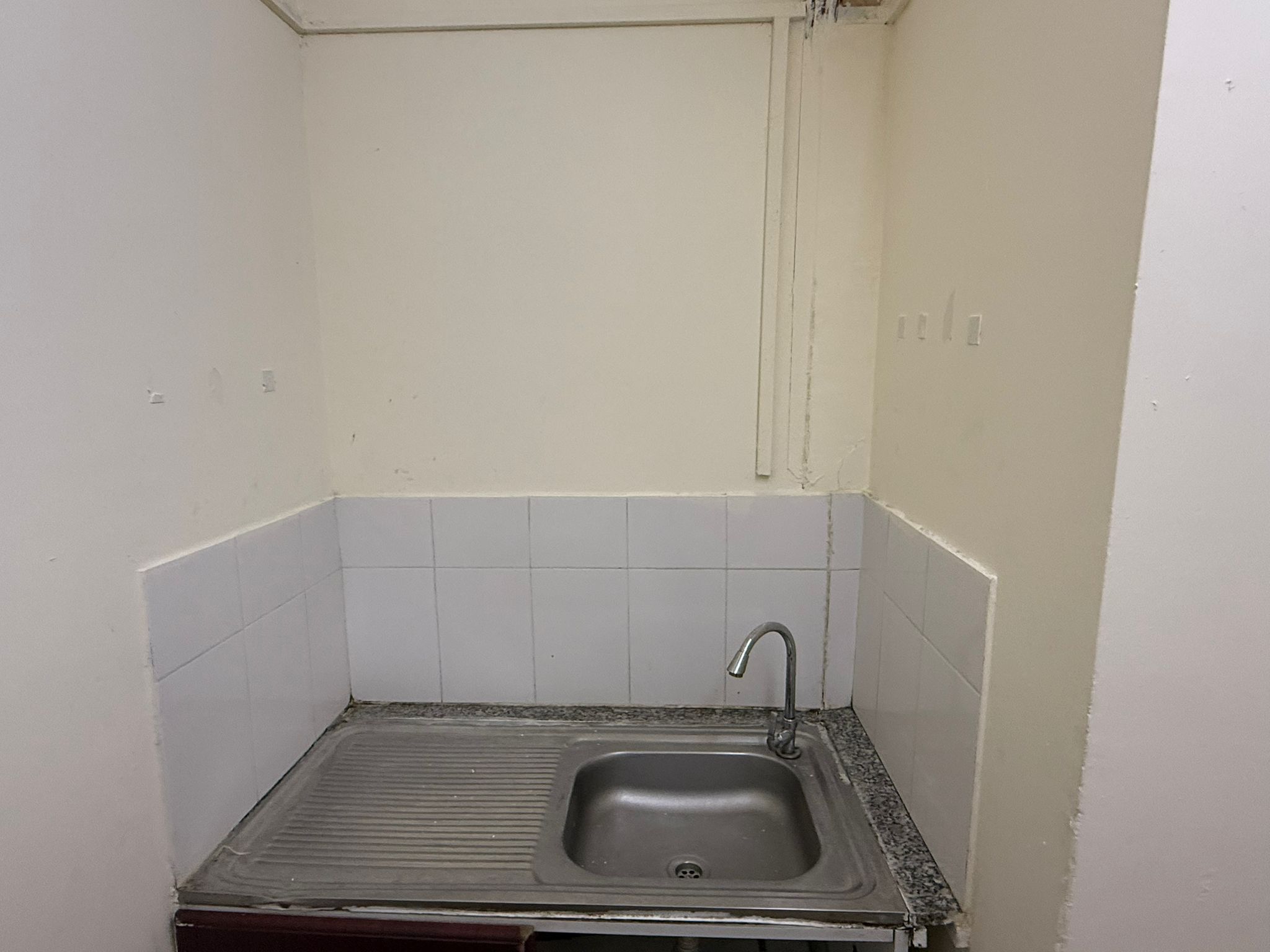 STUDIO unit 102 - interior view 2