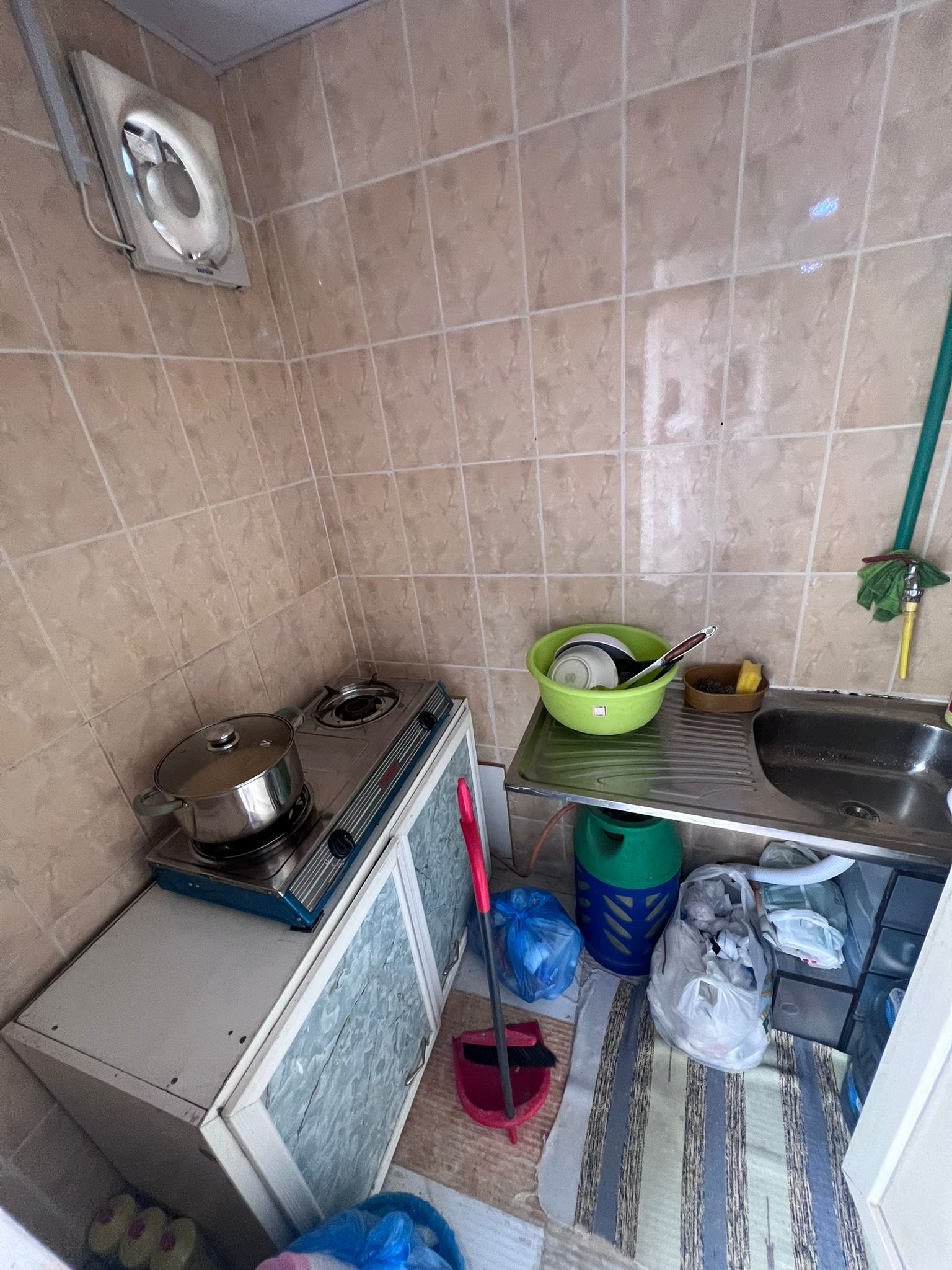 STUDIO unit 101 - interior view 2