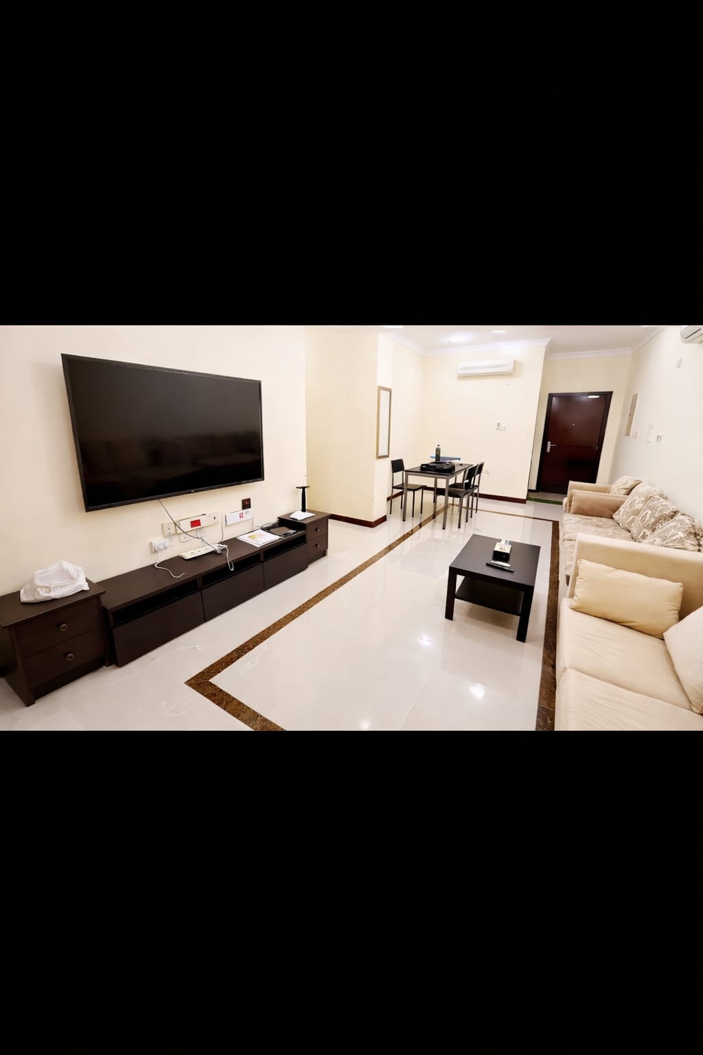 BACHLOR_BEDSPACE unit 101 - interior view 1