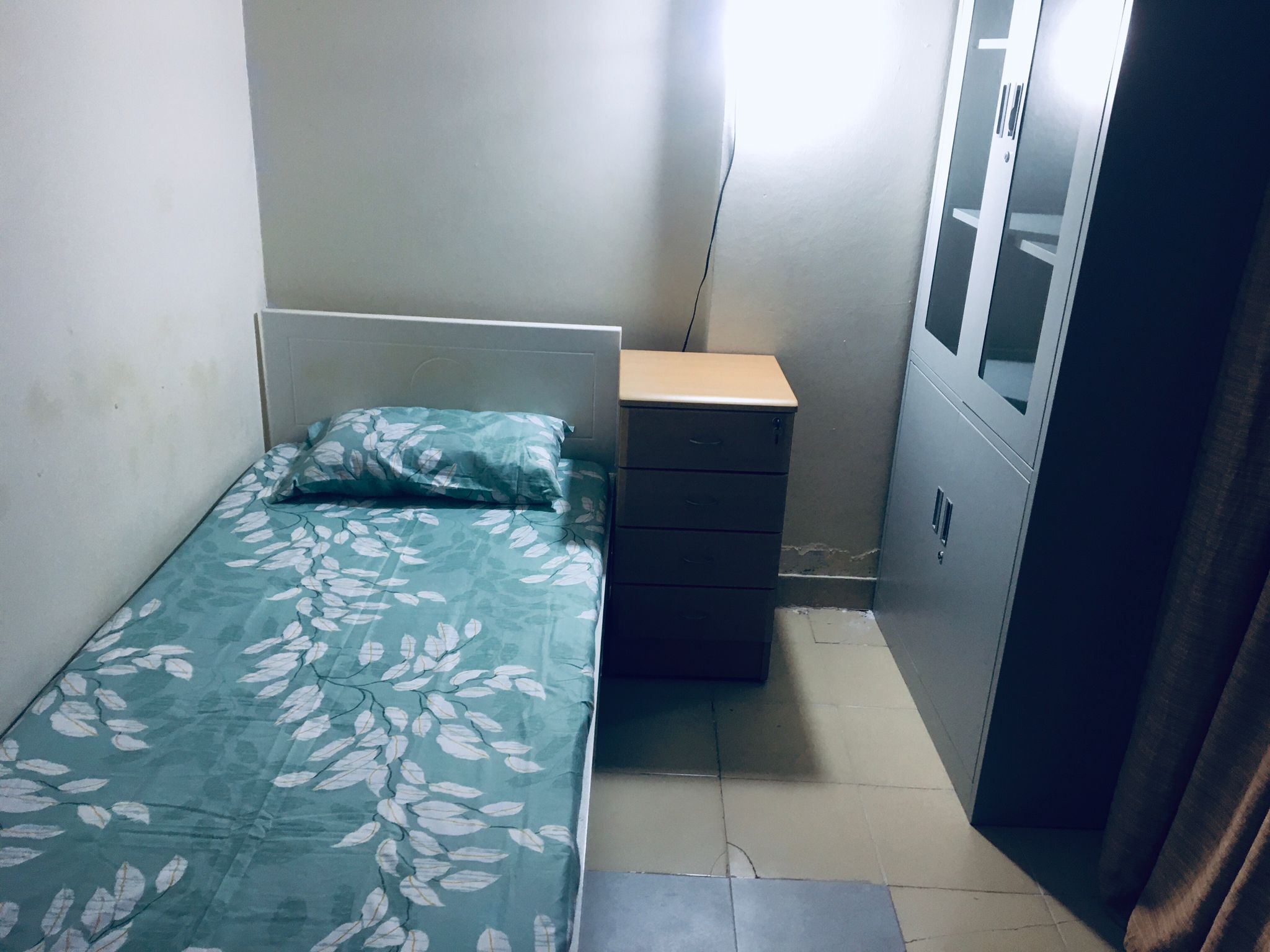 BACHLOR_BEDSPACE - Unit 102