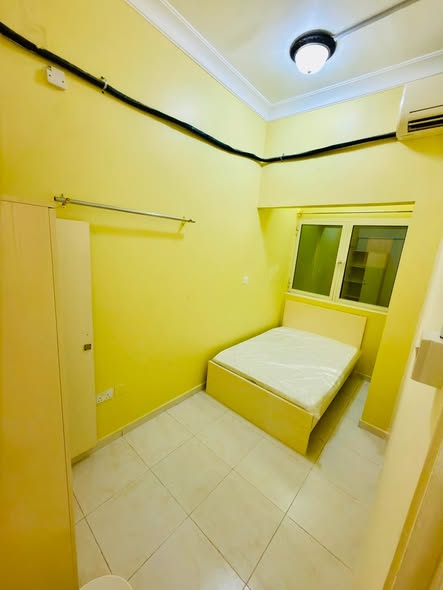 Partition for rent in Al Mansoura