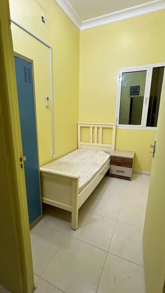 Partition for rent in Al Mansoura