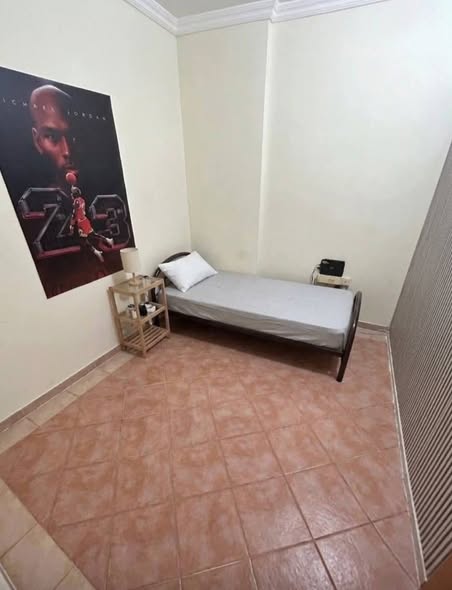 Partition for rent in Fereej Bin Mahmoud