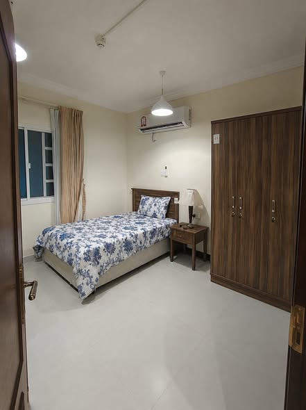 Partition for rent in Al Mansoura