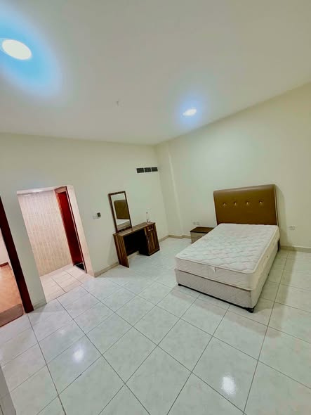 Single Room for rent in ROOM (Furnished)