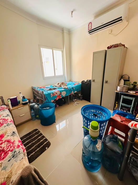 MALE_BEDSPACE unit for rent in Qatar