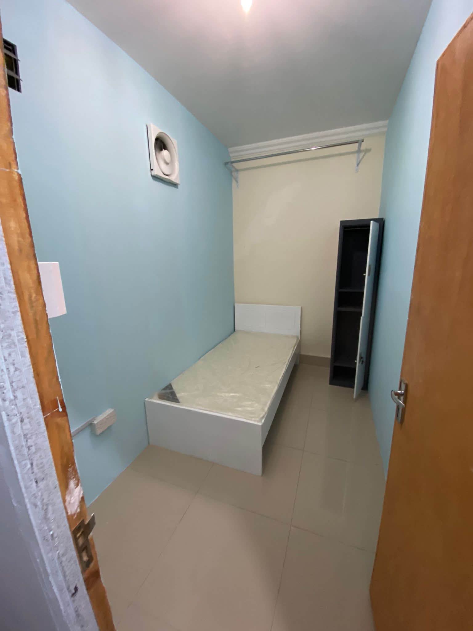 MALE_BEDSPACE unit for rent in Qatar