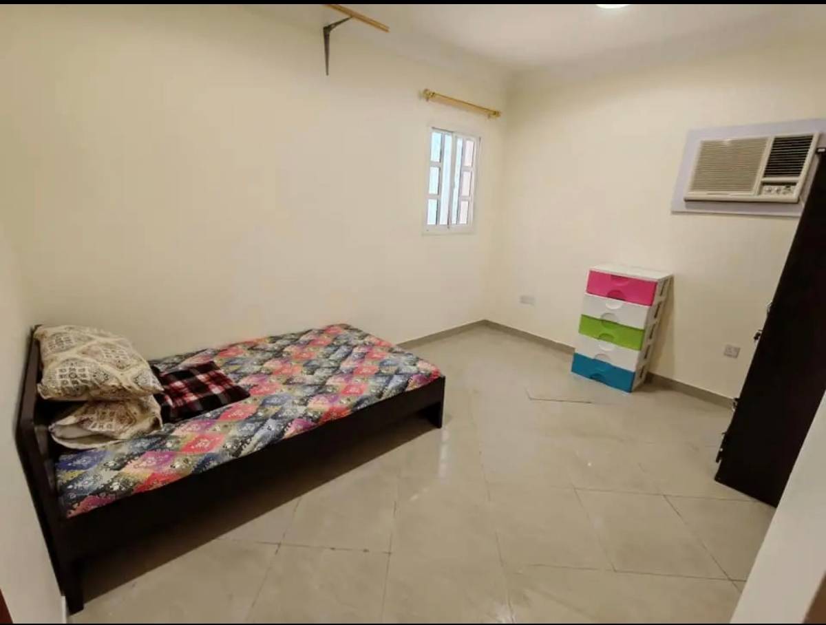 Partition for rent in Al Mansoura
