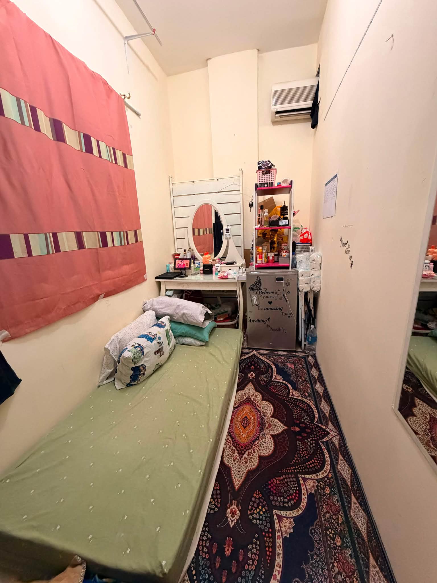 Partition for rent in Al Sadd
