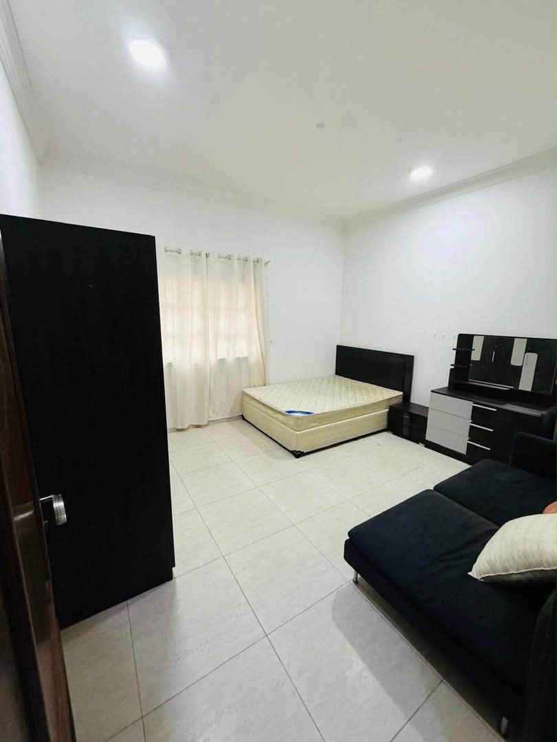 Partition for rent in Al Mansoura