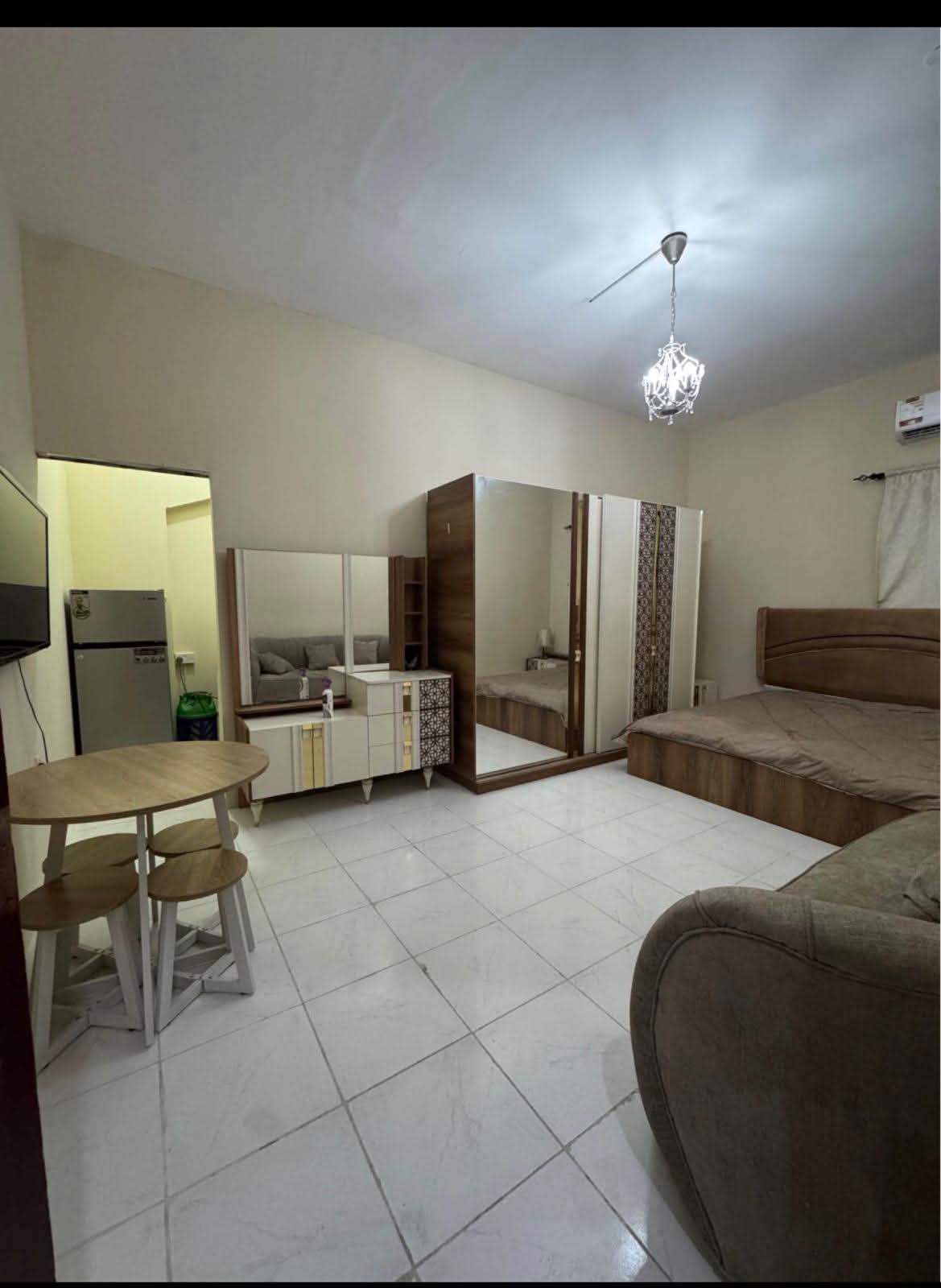 STUDIO unit for rent in Qatar