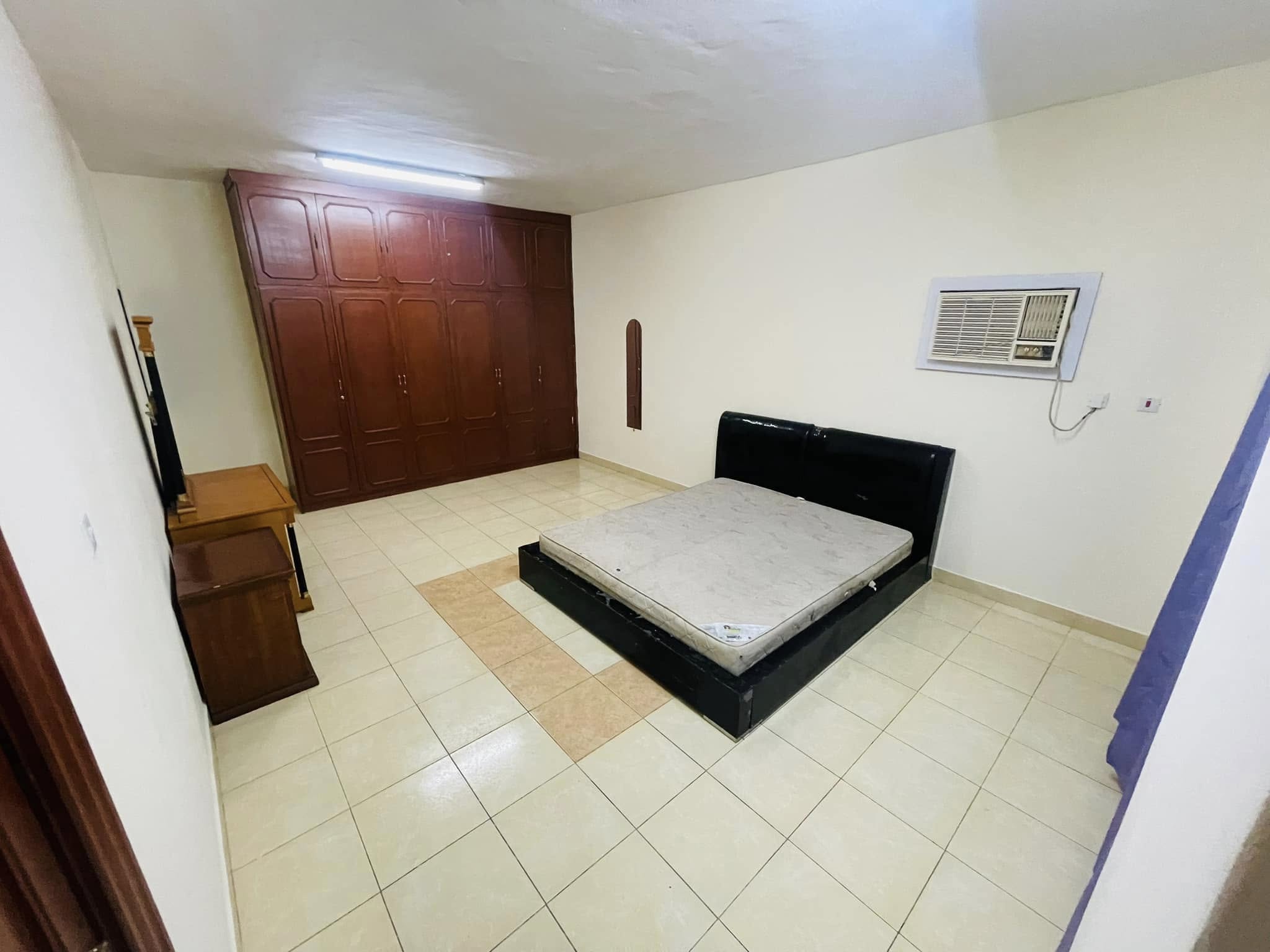 PARTITION unit for rent in Qatar