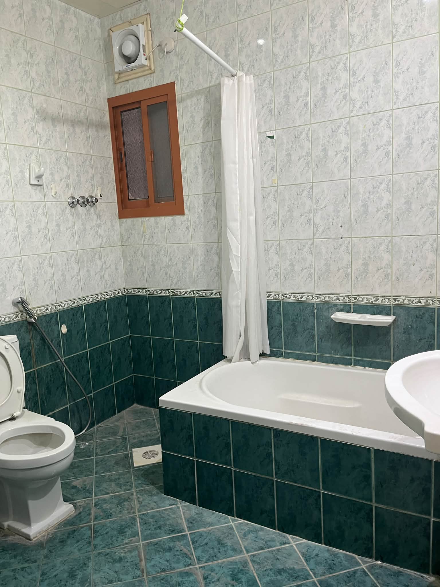 ROOM unit for rent in Qatar