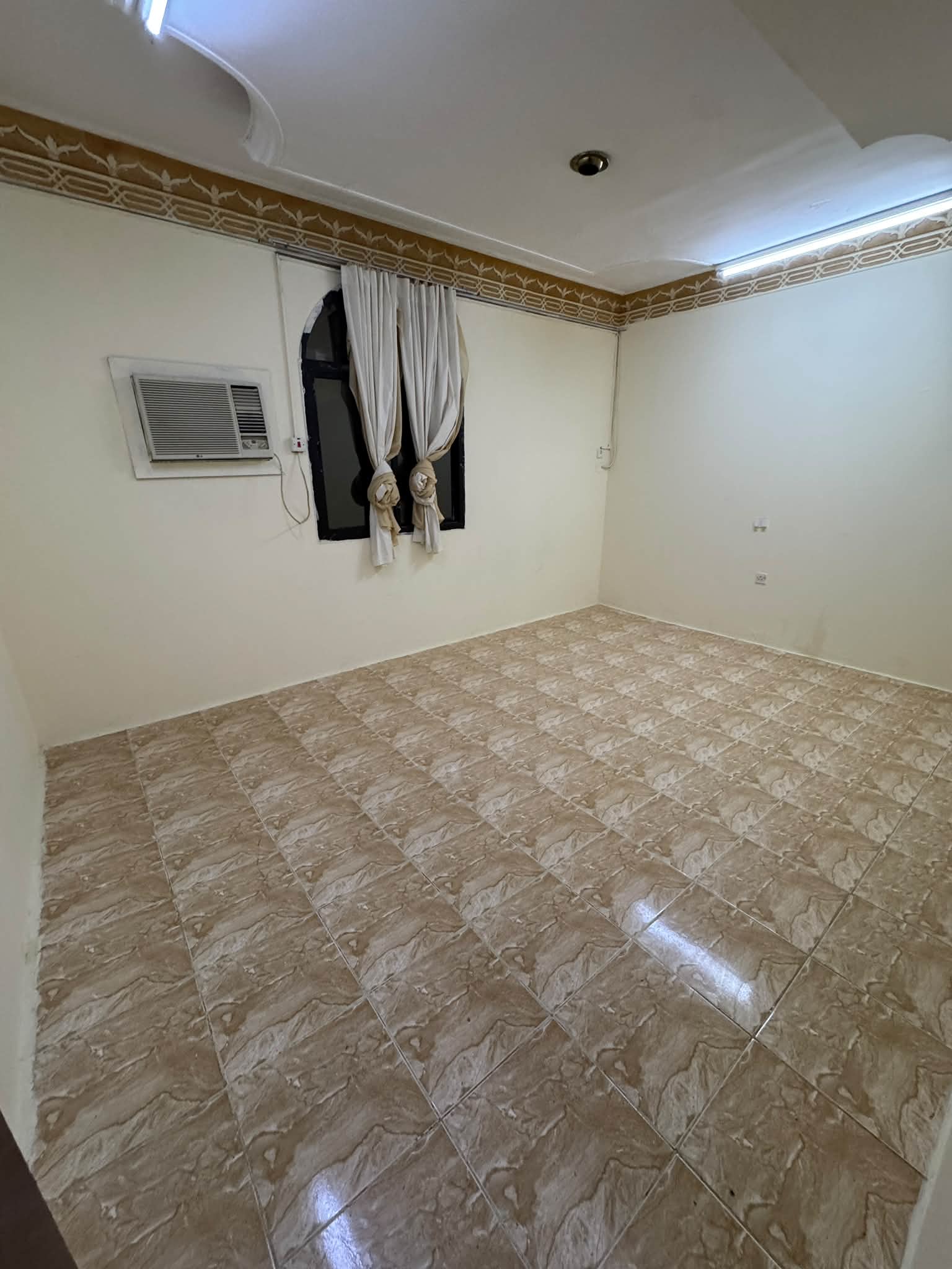STUDIO unit for rent in Qatar