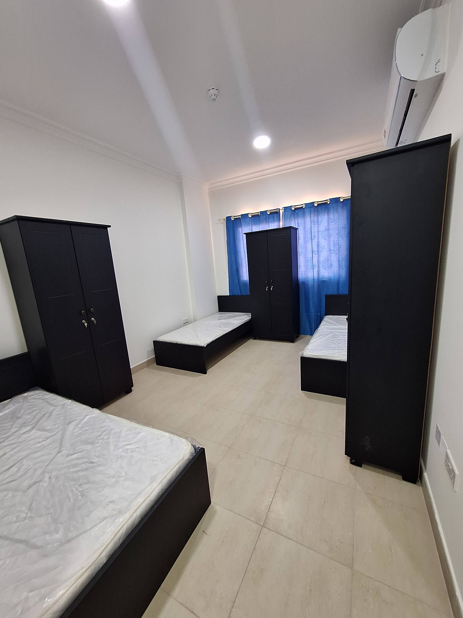 MALE_BEDSPACE