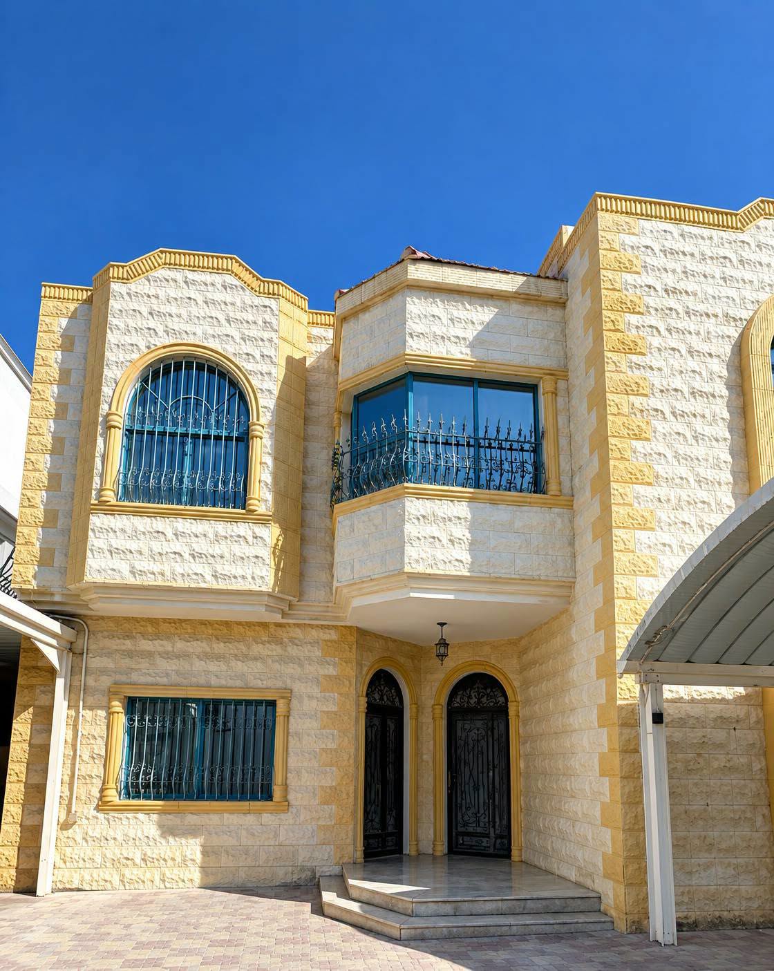 Studio for rent in Madinat Khalifa North