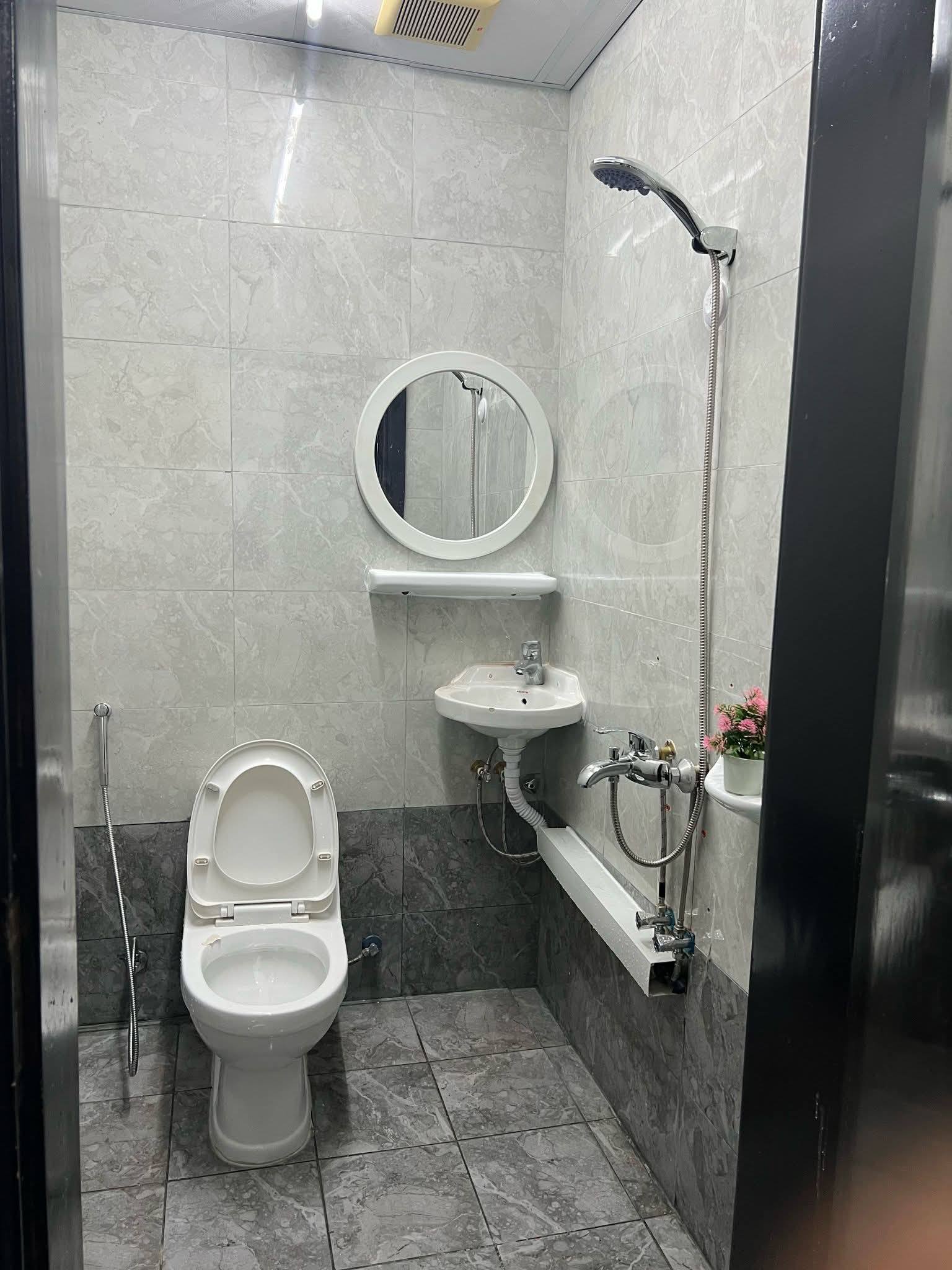 ROOM unit for rent in Qatar