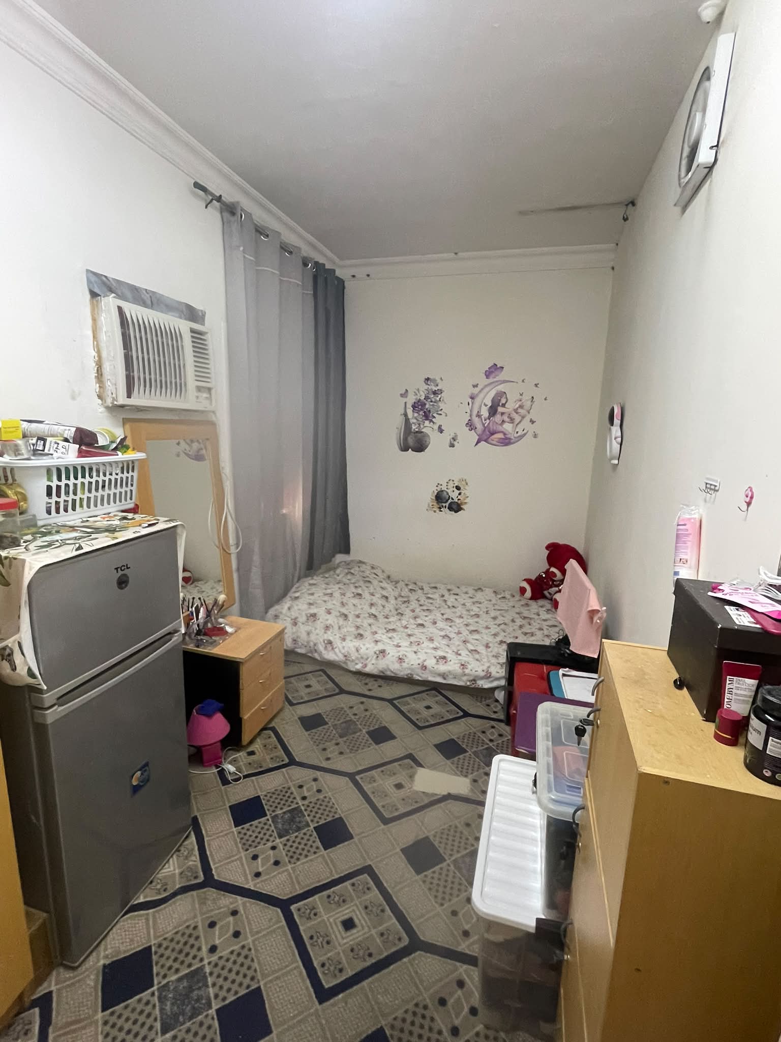 PARTITION unit for rent in Qatar