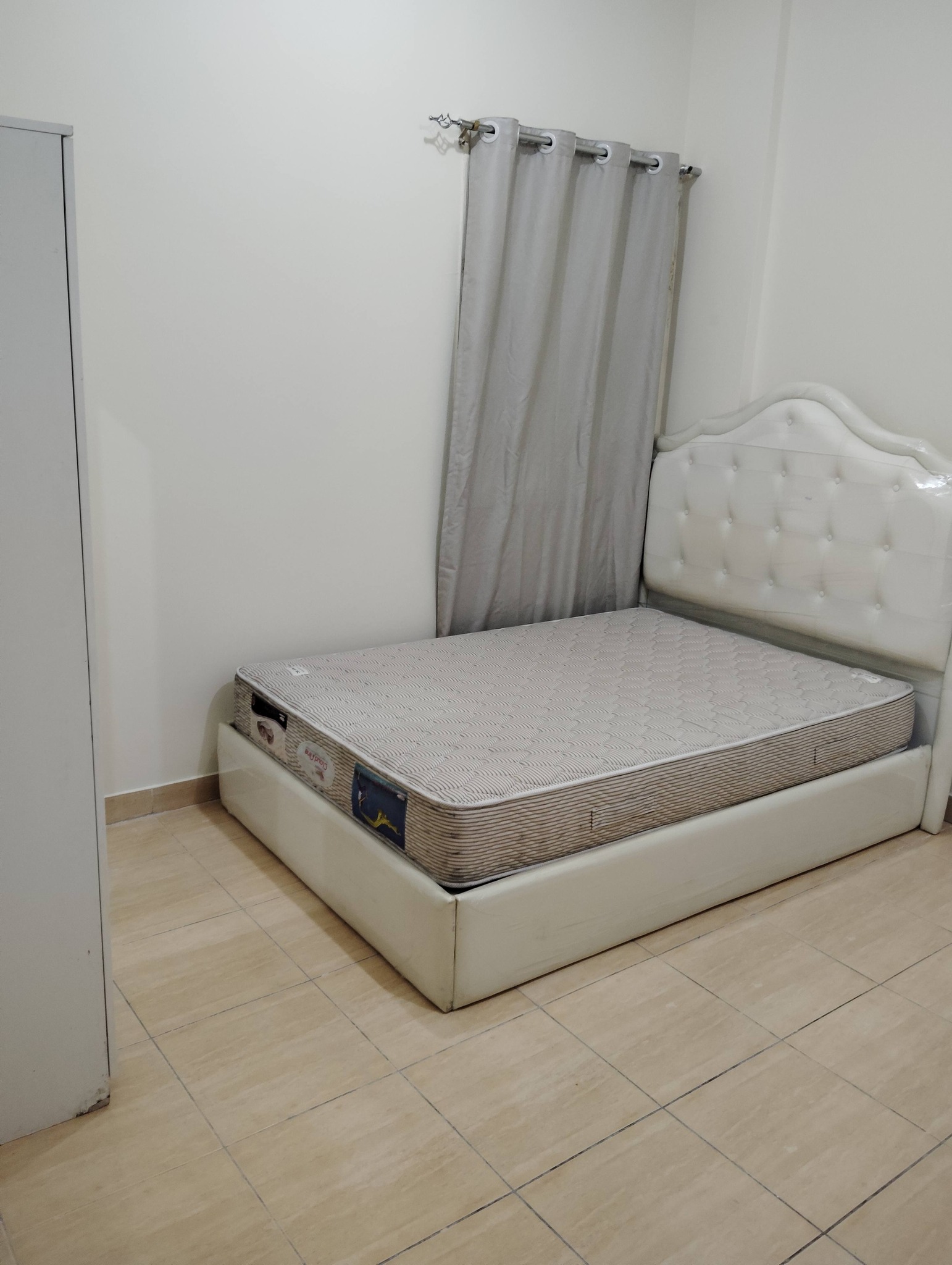 STUDIO unit for rent in Qatar