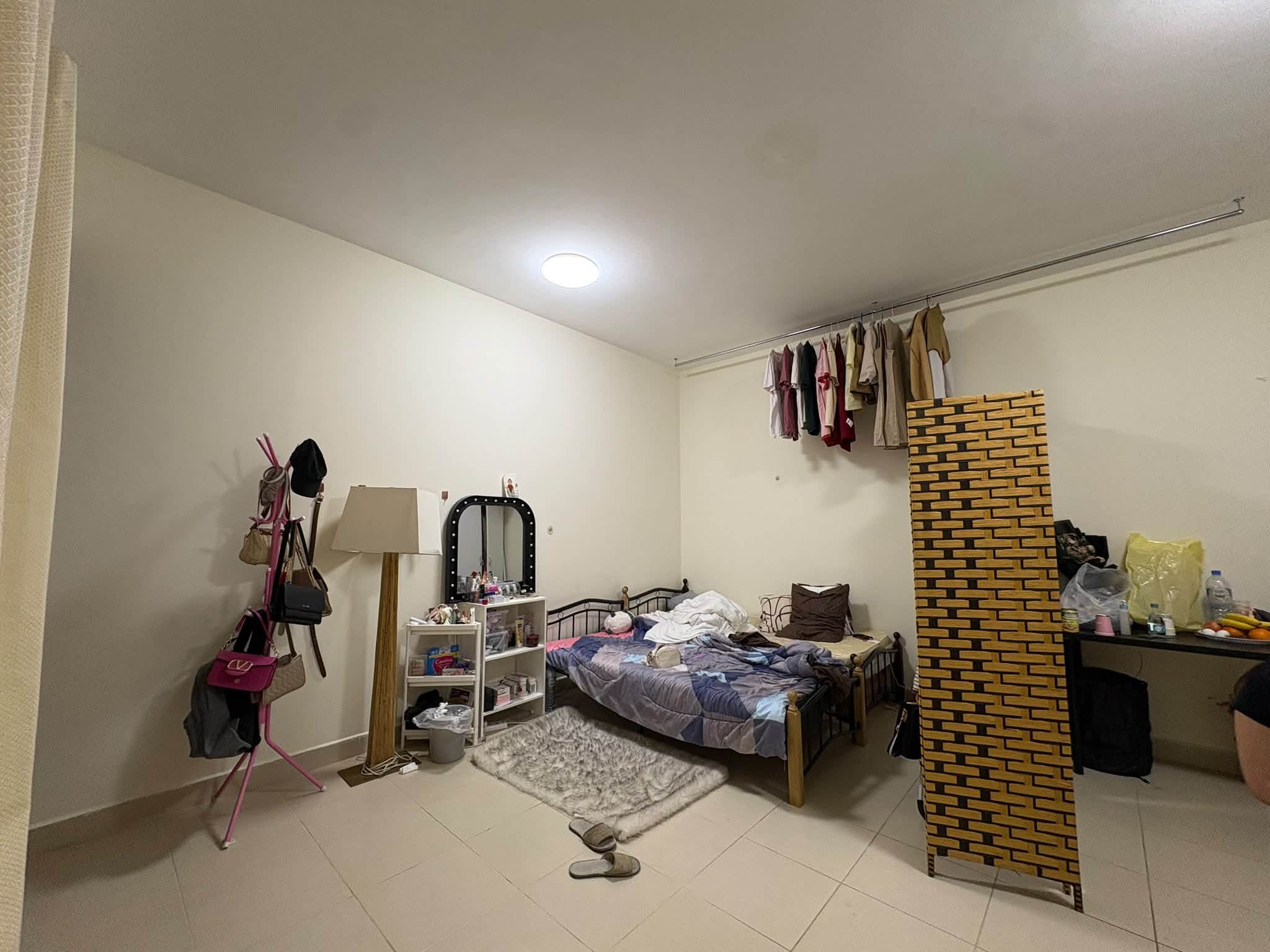 PARTITION unit for rent in Qatar